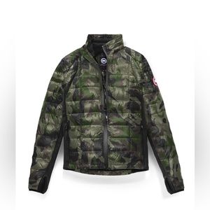CANADA GOOSE MEN'S HYBRIDGE LITE JACKET, GREEN CAMO PRINT, SZ 2XL